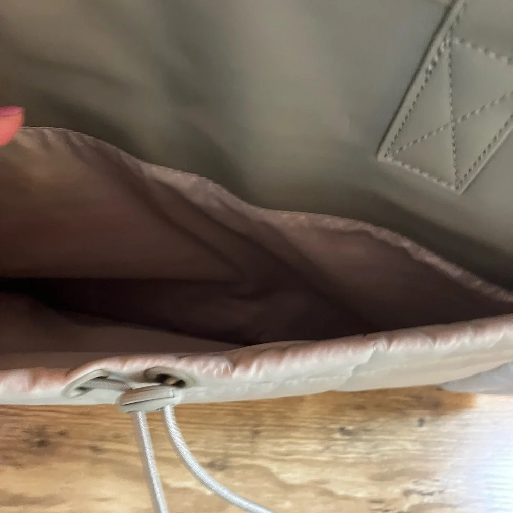Commuter Quilted Tote